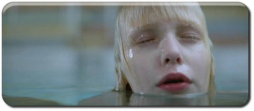 -Let-The-Right-One-In-let-the-right-one-in-13424934-1360-768